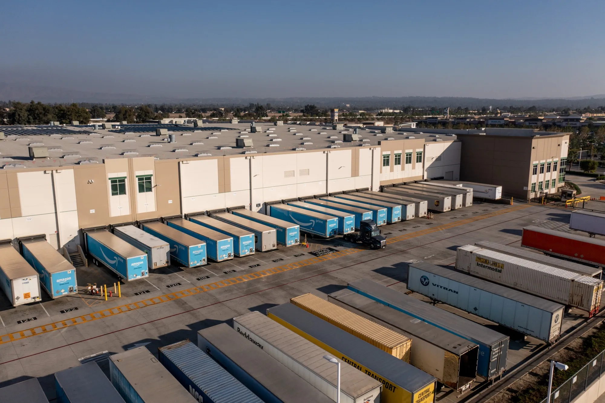 Snarled Supply Chain Is Making U.S. Warehouse Shortage Worse