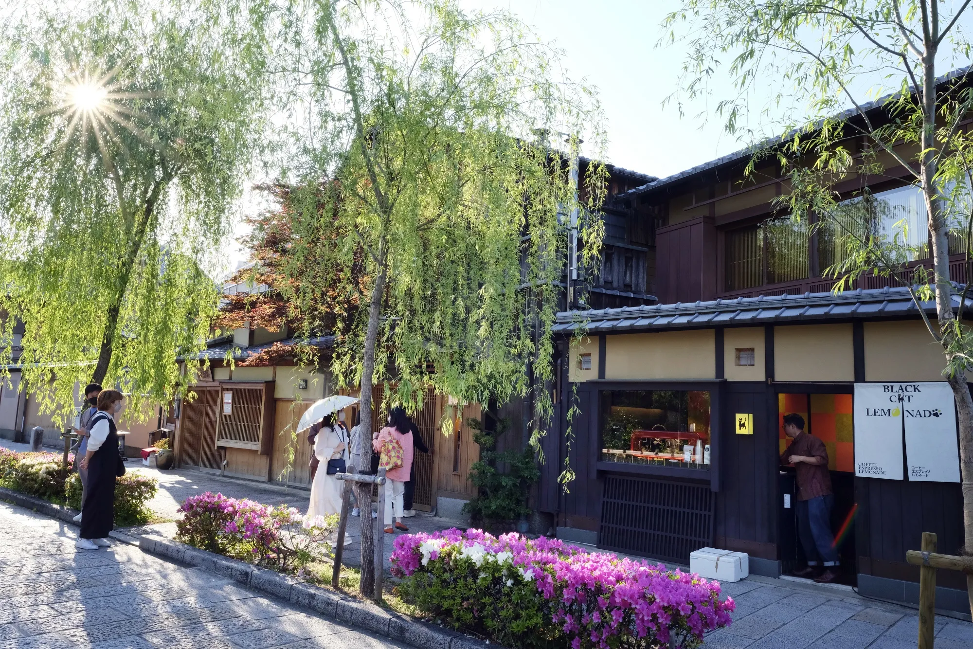 Shirakawasuji street in Kyoto during Golden Week holidays. With the lifting of internal virus restrictions domestic tourists are starting to travel around again.