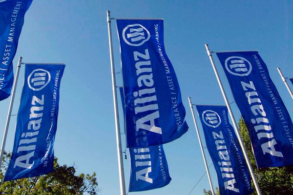 Allianz branding.