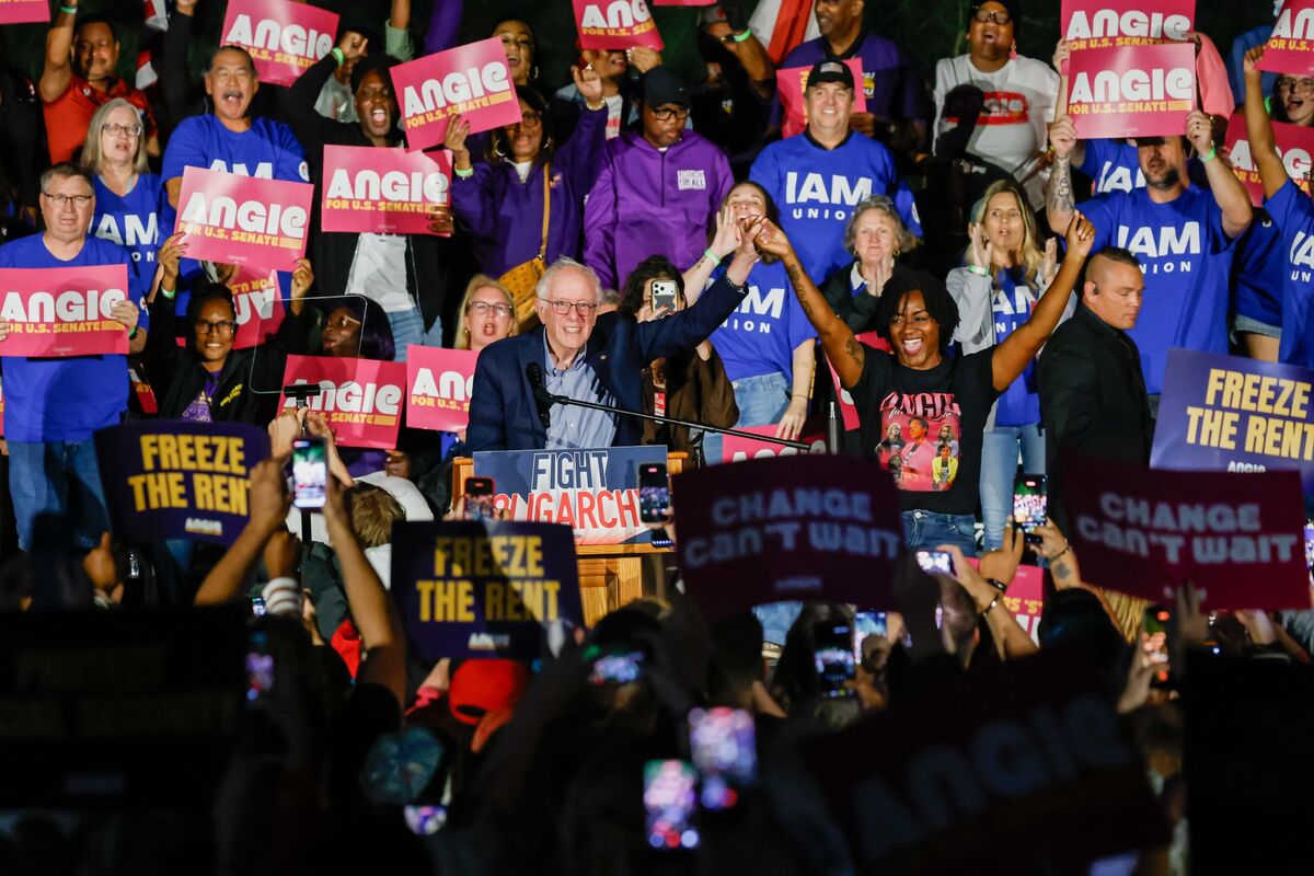 Bernie Sanders Takes Tax-the-Rich Tour to Florida to Back Nixon