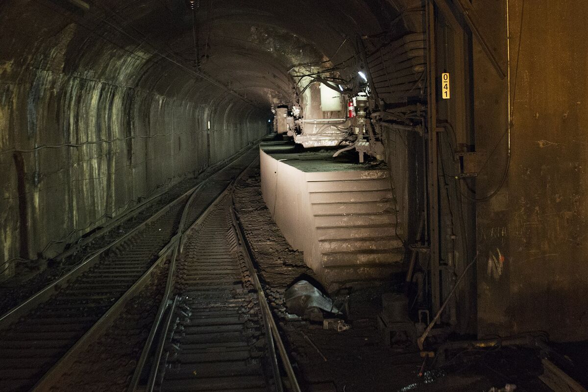 NYC's $16.1 Billion Gateway Tunnel to NJ Under Hudson River Starts  Construction - Bloomberg