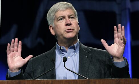 Michigan Governor Snyder Vetoes Concealed Guns-in-School Measure