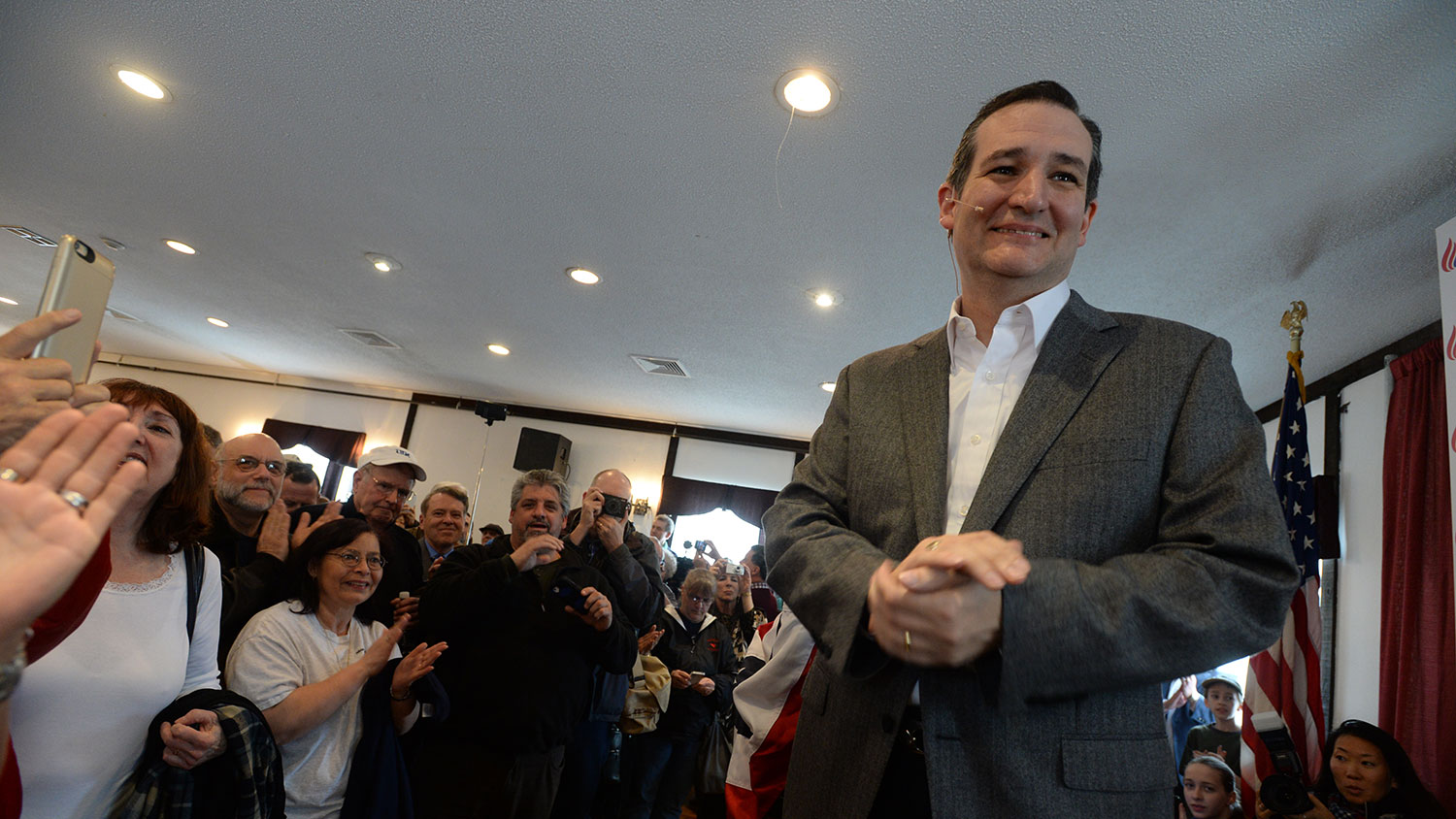U.S. Senator Ted Cruz (R-TX) speaks at a Conservative Business League of New Hampshire Rally March 27, 2015 in Merrimack, New Hampshire.
