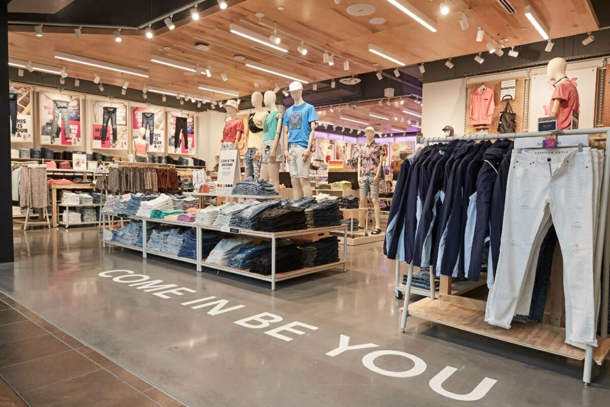 American Eagle CEO fashions winning strategy