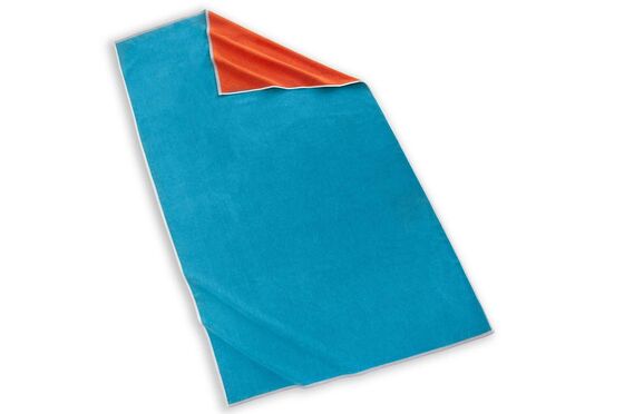 Summer Will Be Better When You Score a Sumptuous Beach Towel