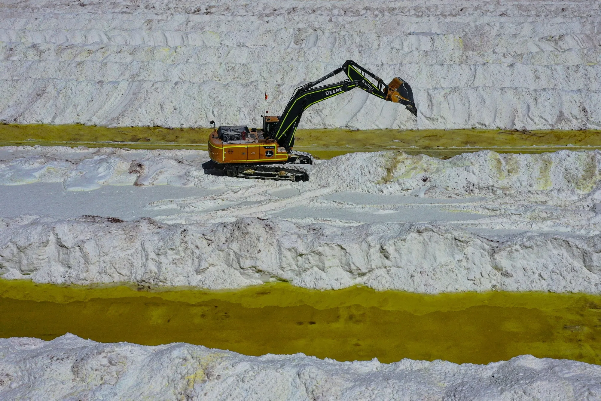 A lithium mine&nbsp;in the Atacama Desert, Chile.