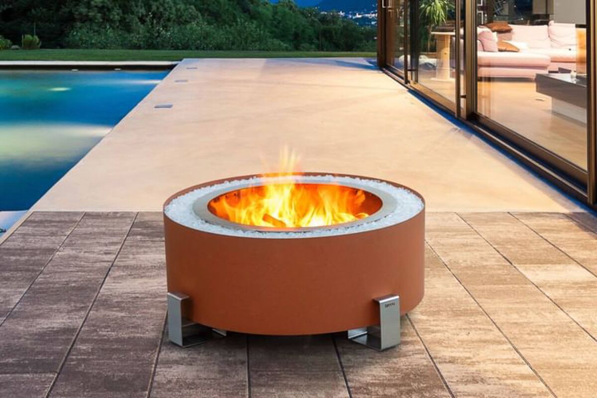 The Best Fire Pits for Outdoor Entertaining This Summer - Bloomberg
