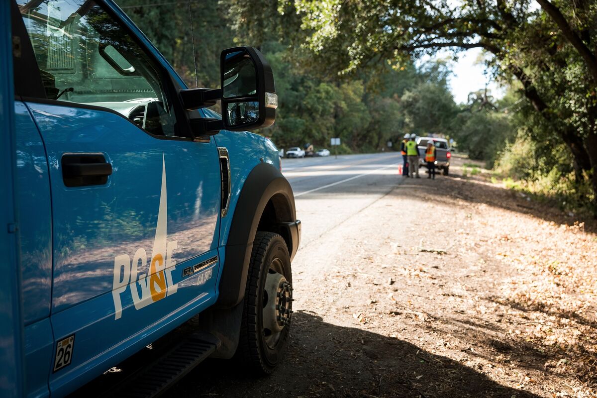 PG&E to Defer $2 Billion of Work as California Shelves Fire Bill