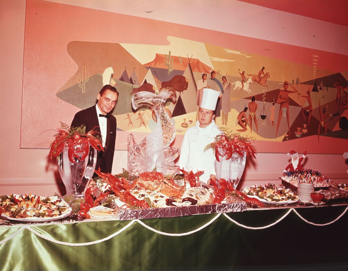 The Quintessential Old-School Las Vegas Buffet Bids Farewell