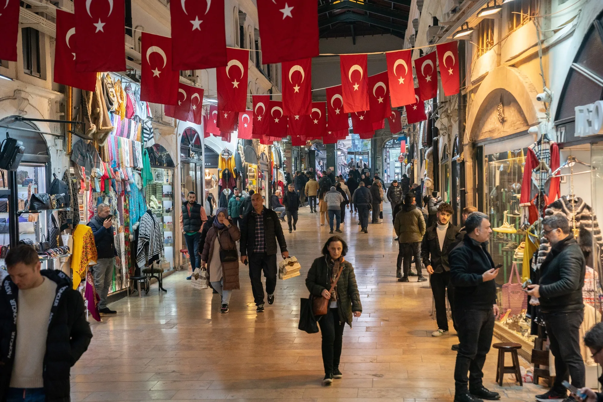 Shoppers at the Grand Bazaar in Istanbul.&nbsp;