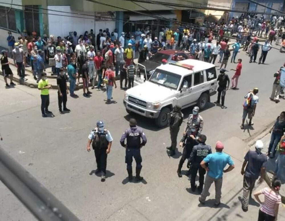 Riots Erupt In Venezuela Countryside Due To Food Fuel Scarcity