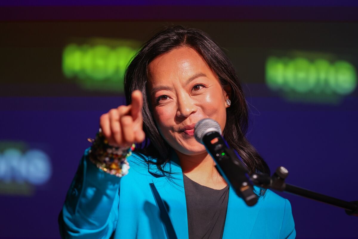 DSA’s Hong, Moderate Democrat Locked in Tight Wisconsin Primary