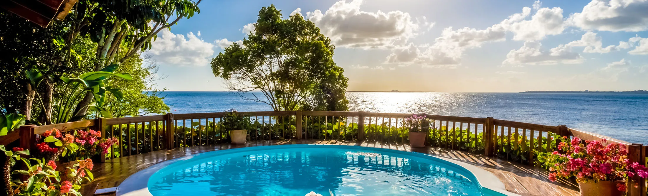 1488490739_spring-break-homes-bloomberg-lede