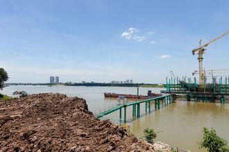 Hanoi&nbsp;Bets Its Future on a Riverside to Rival World’s Great Cities