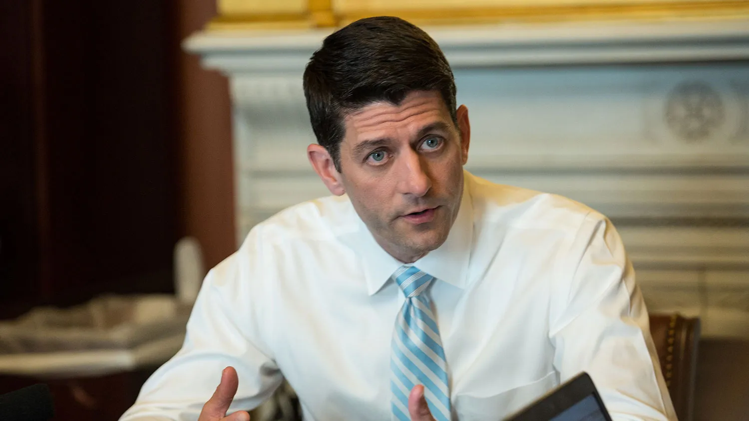 House Speaker Paul Ryan holds a briefing in Washington on May 25, 2016.
