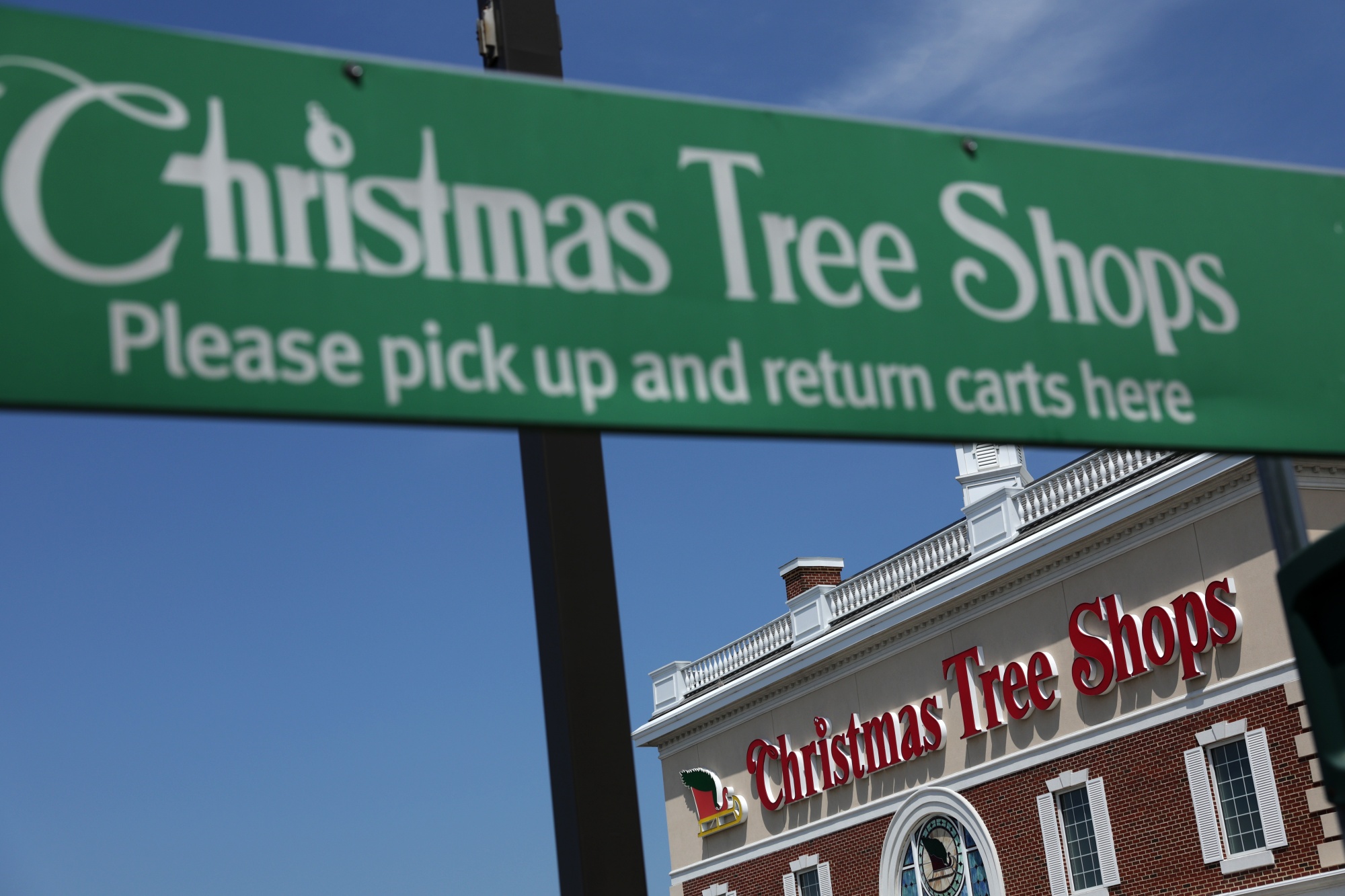 Workers Who Stayed to Close Christmas Tree Shops Lose Promised Bonuses