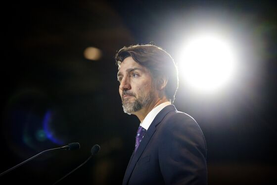 Trudeau Vows to Steer Canada Clear of Coronavirus Slowdown