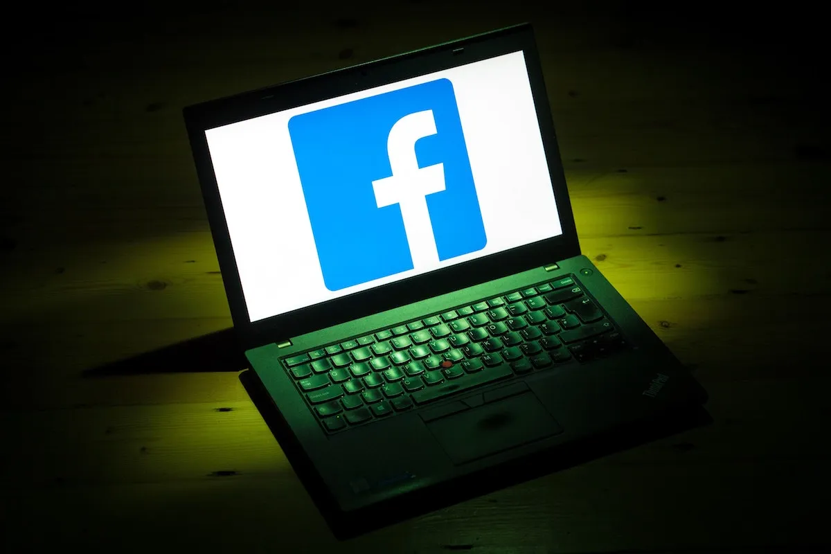 People over-dependent on social media behave in ways also seen in drug abusers, a study has found.
&nbsp;
