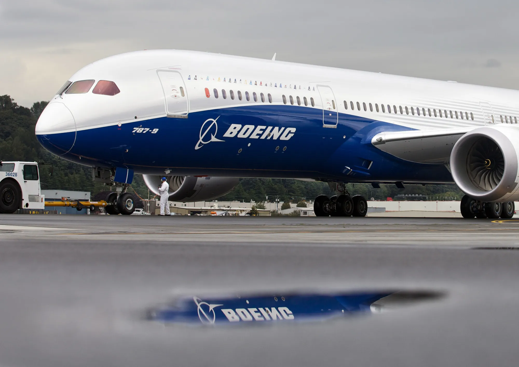 1481528103_BOEING_787_DREAMLINER