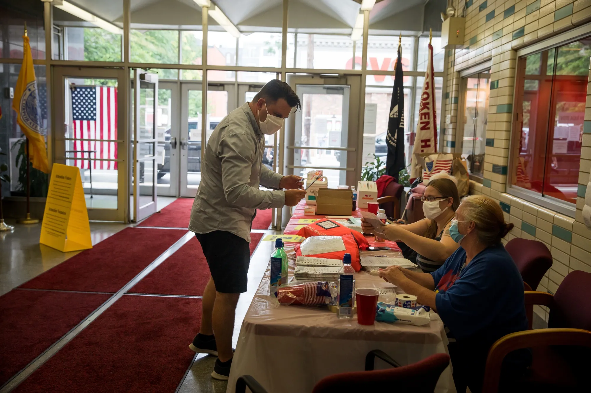 Voters Cast Ballots In New Jersey Primary Election