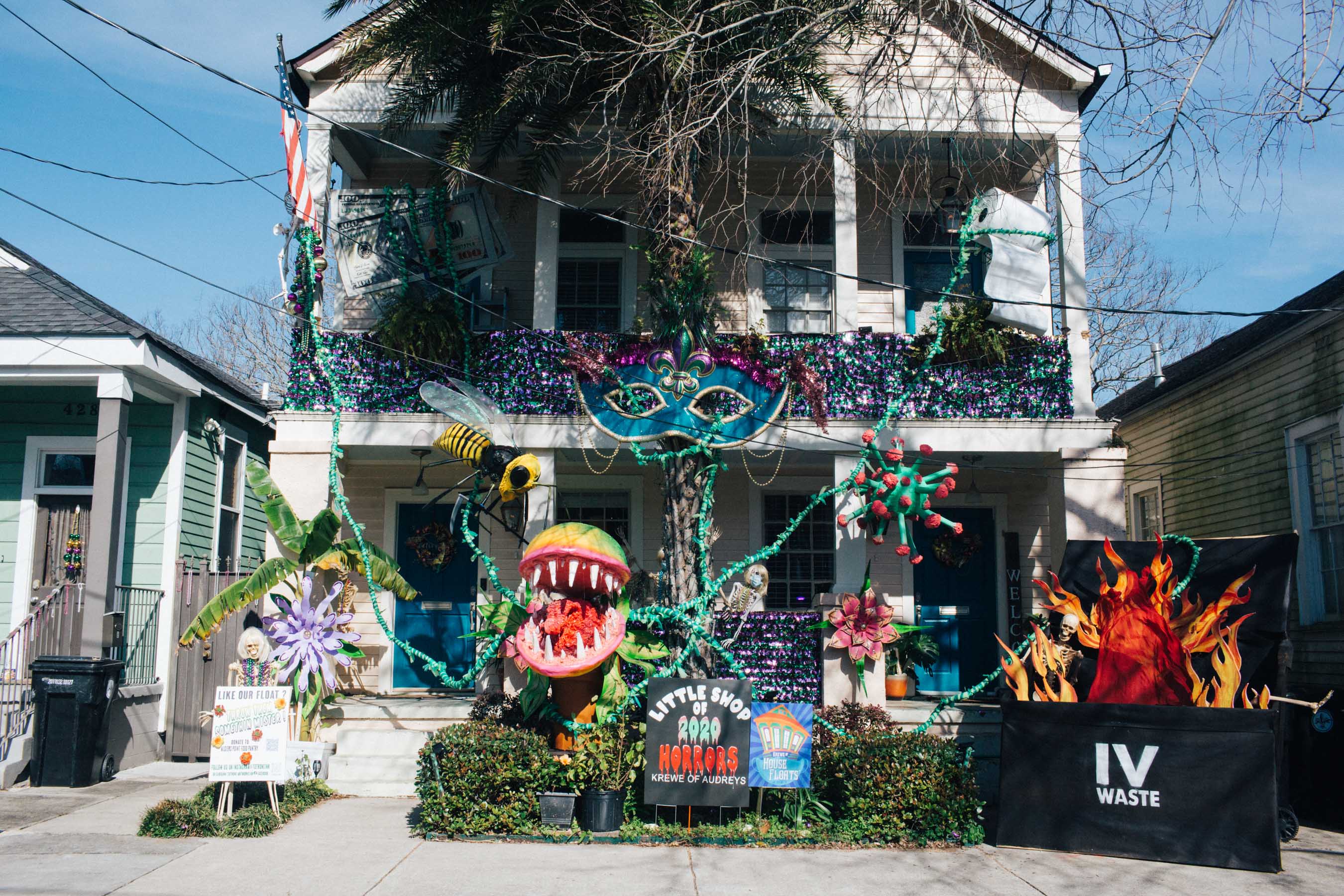 New Orleans Invents Glorious New Tradition with Yardi Gras House Floats -  Bloomberg