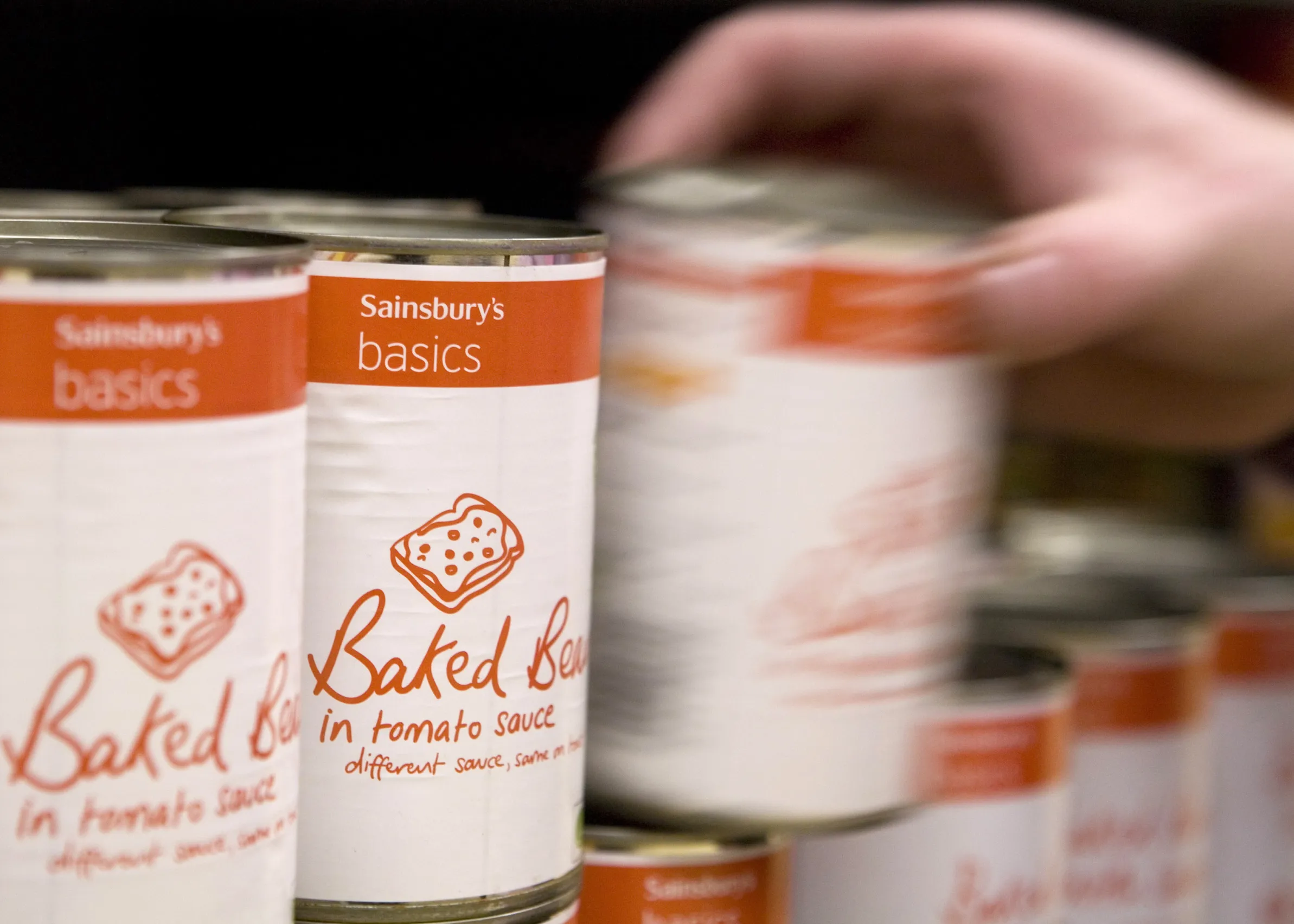 Asda Label Baked Beans Beat Heinz and HP in Taste Test - Bloomberg