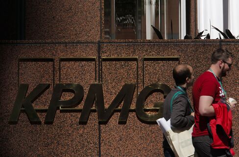Trader Who Got Tips From Fired KPMG Partner Issues Apology
