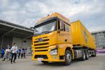 Suning And Plus.AI complete a self-driving truck test in Shanghai in 2018.