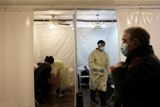 Restrictions Ease in U.S.; No Lockdown for France: Virus Update