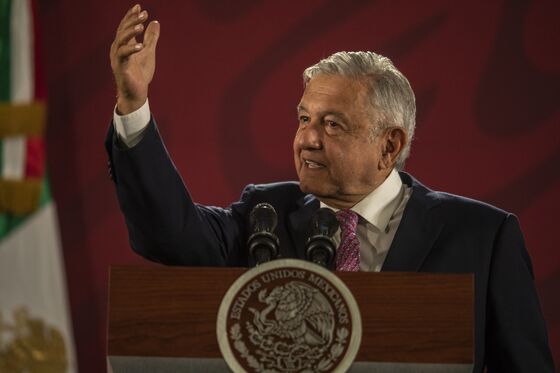 Zero-Growth Year Is Price AMLO Pays for Mexican ‘Transformation’