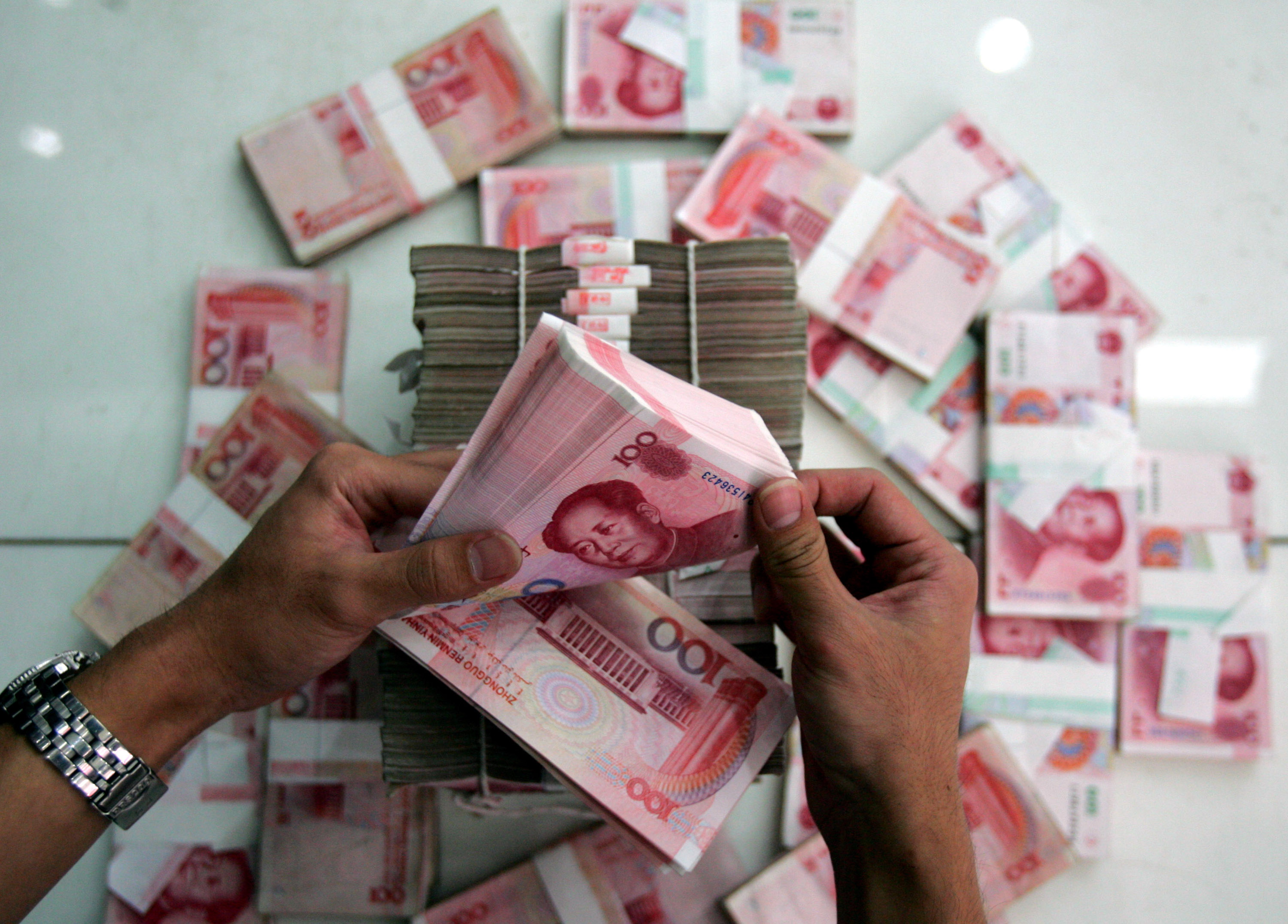 china-s-yuan-cny-replaces-dollar-usd-as-most-traded-currency-in