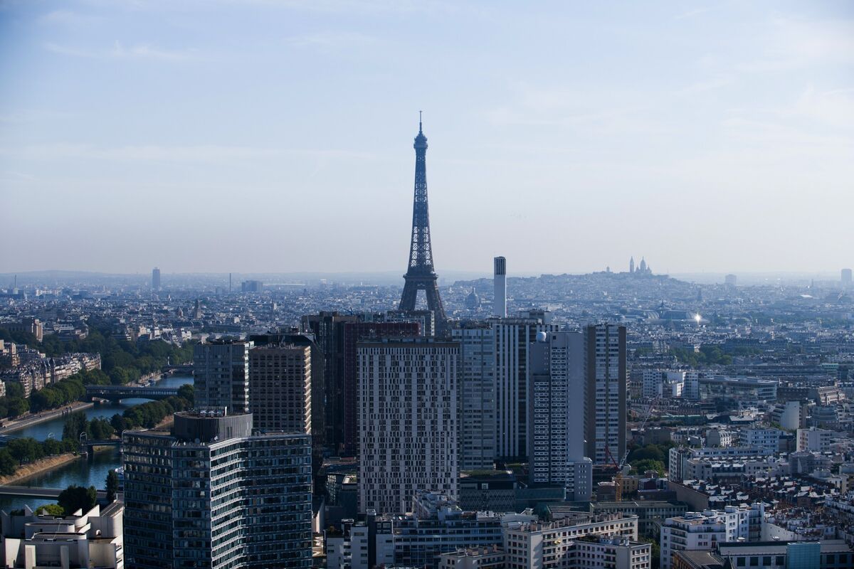 Crypto Exchange OKX Sets Up Shop in Paris, Seeks Regulatory Approval