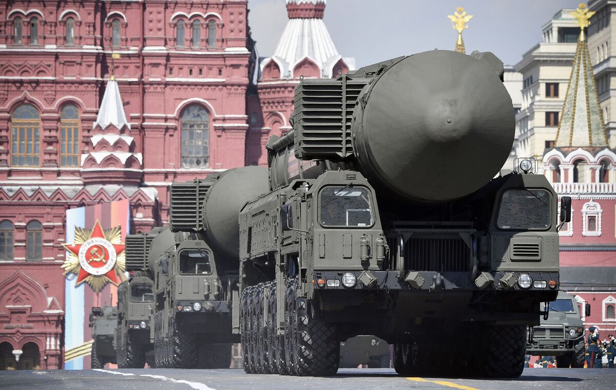 Putin Says Russia to Place Tactical Nuclear Arms in Belarus - Bloomberg