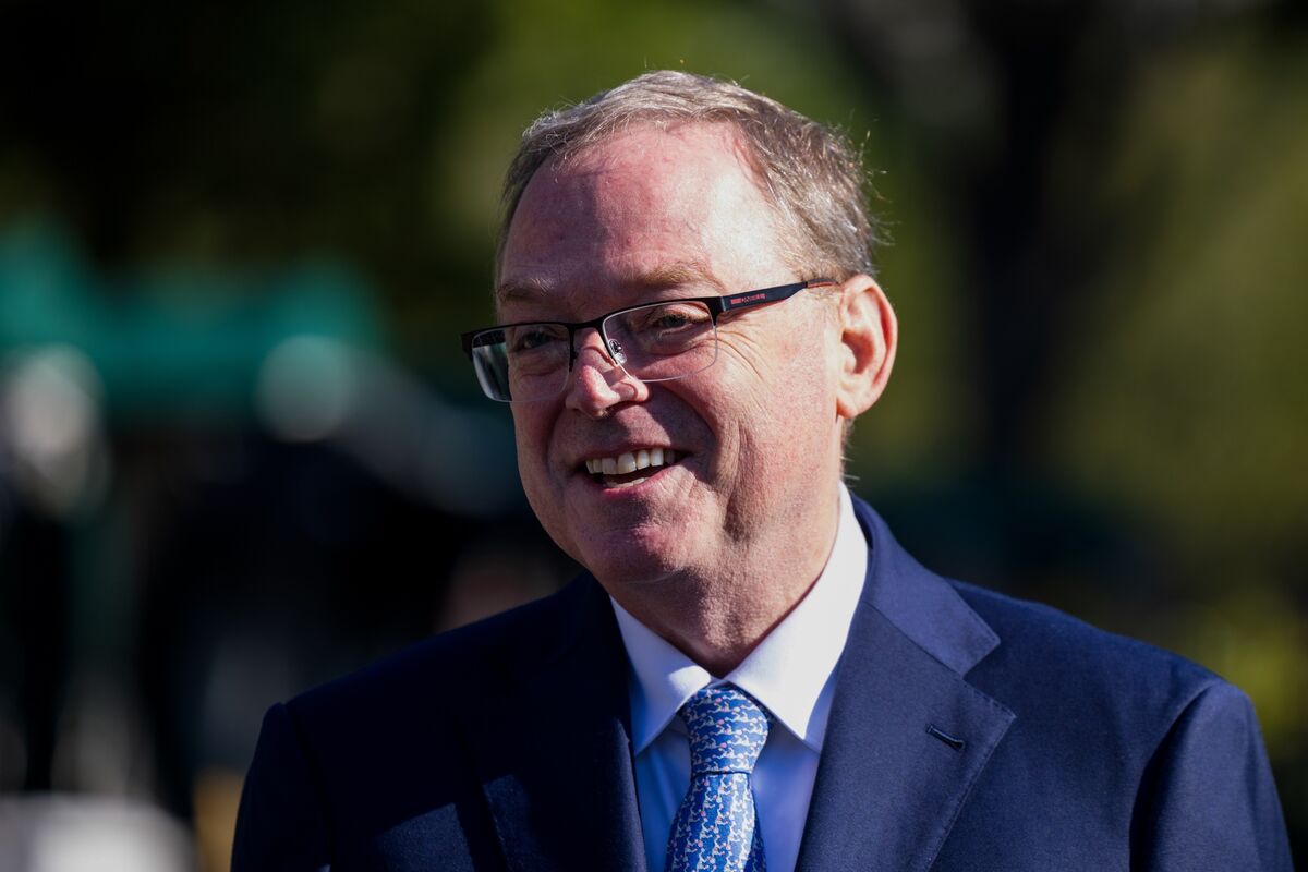 ⚫️ BLOOMBERG: Kevin Hassett avverte: la Federal Reserve rischia la sua indipendenza e credibilità.