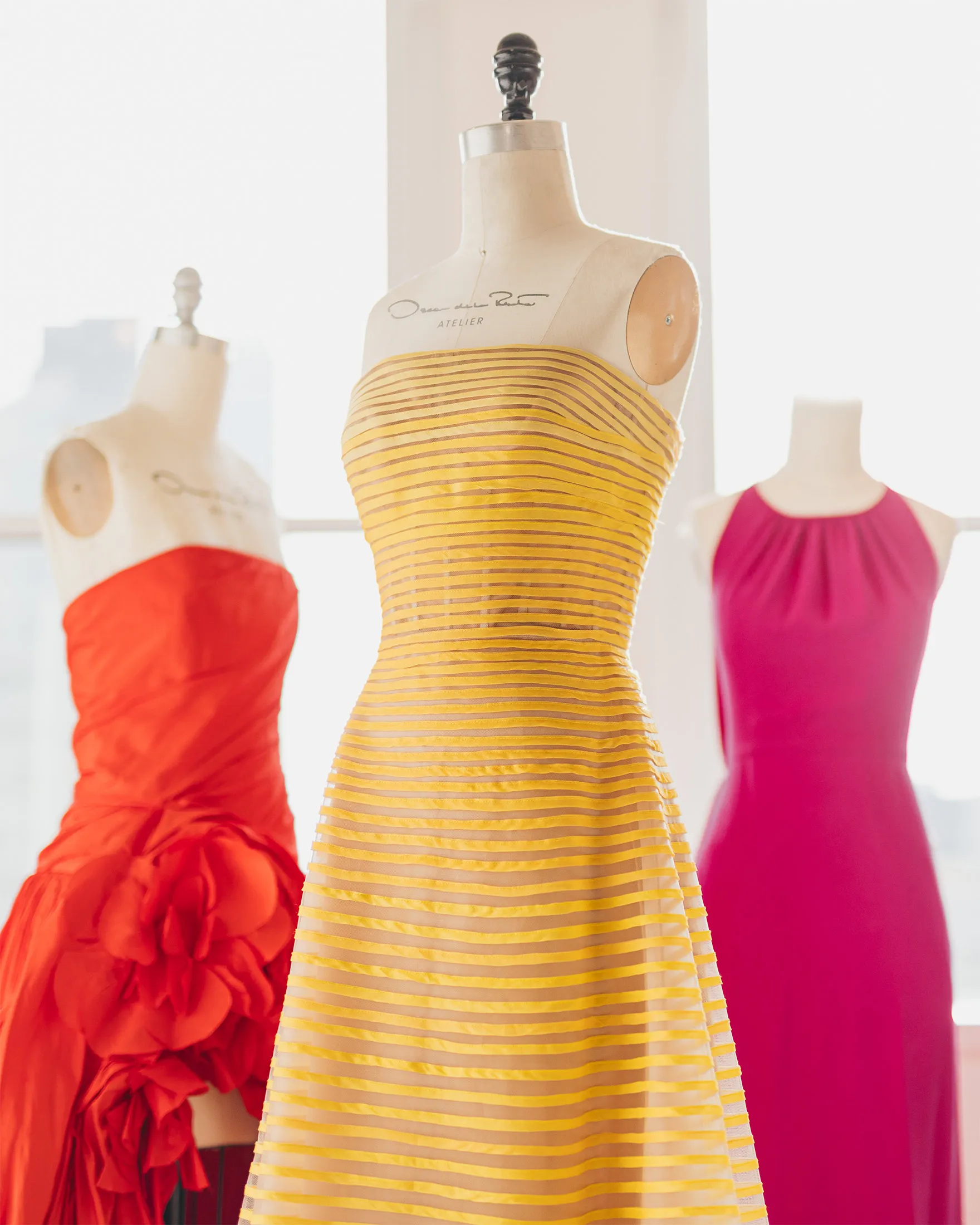 Oscar de la Renta Expands Resale Business With Vintage Items Bloomberg