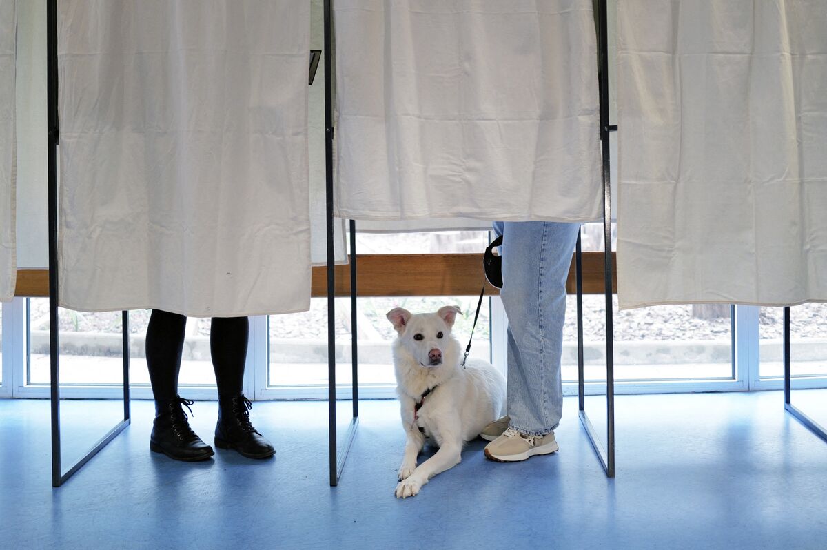 assets.bwbx.io image