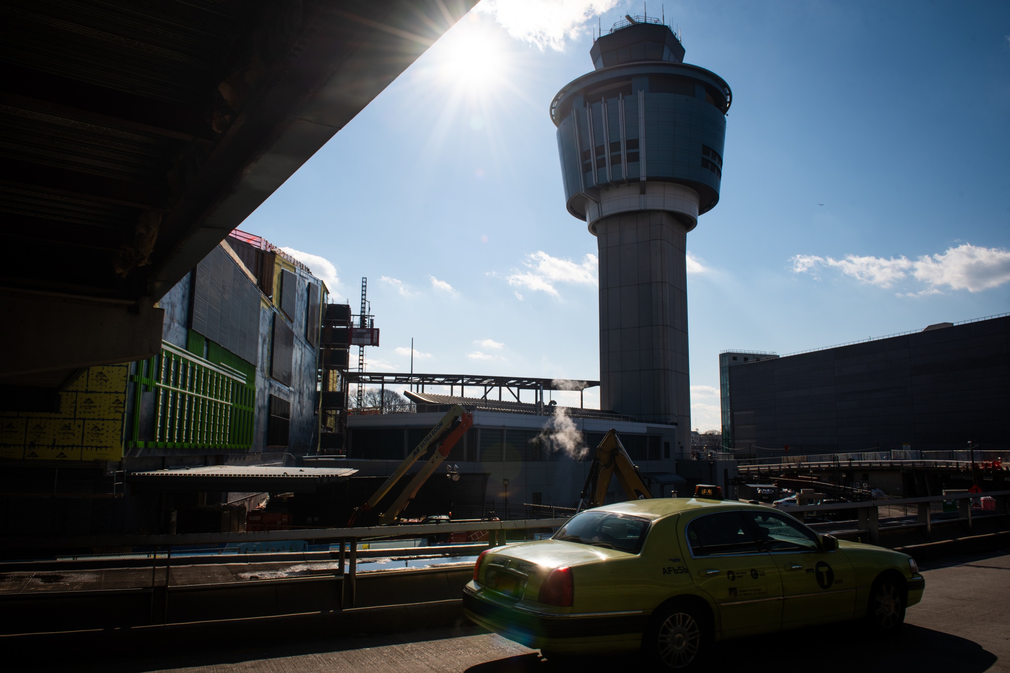 Reagan Airport control tower evacuated, prompts delays