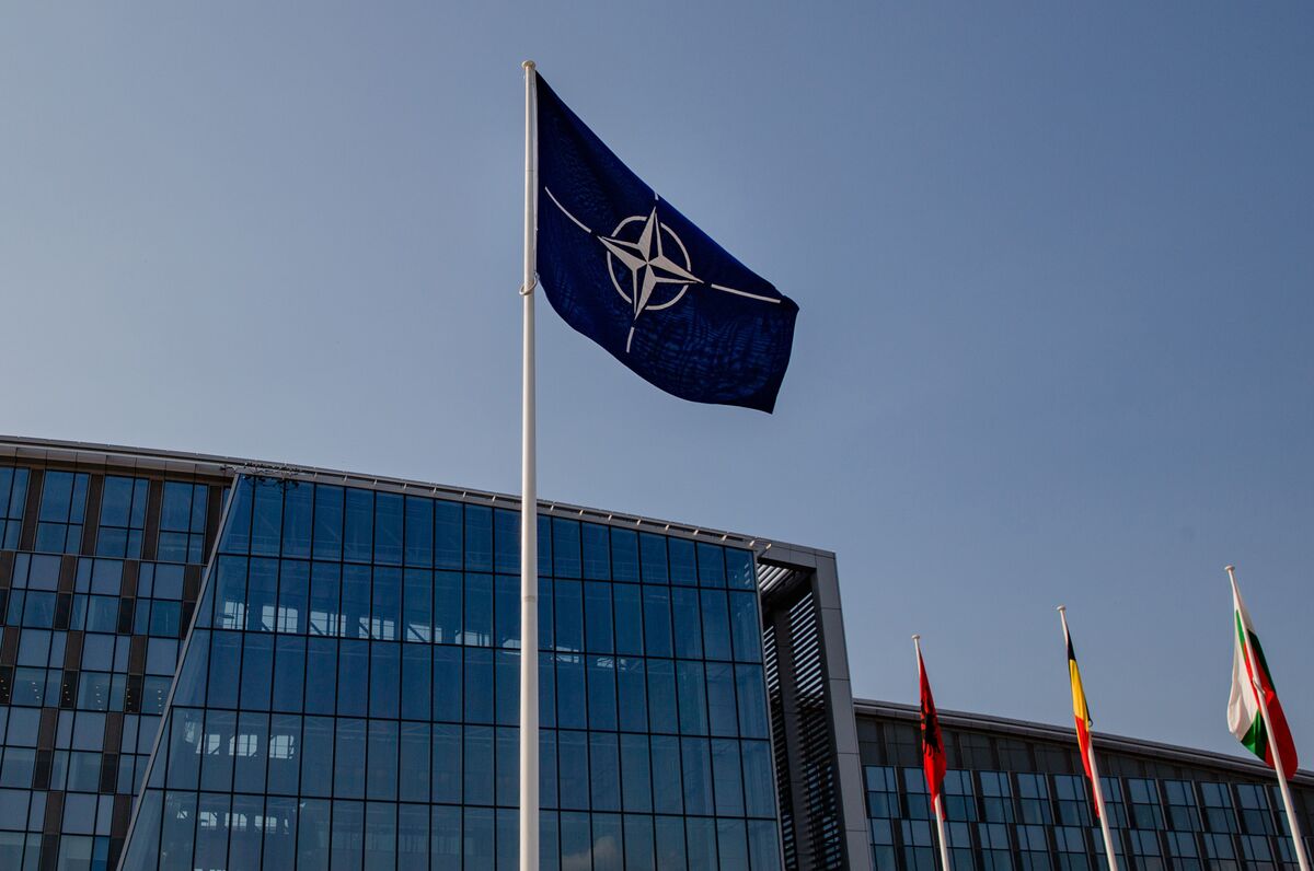 Rutte Says NATO Moving From Unhealthy Dependence on US