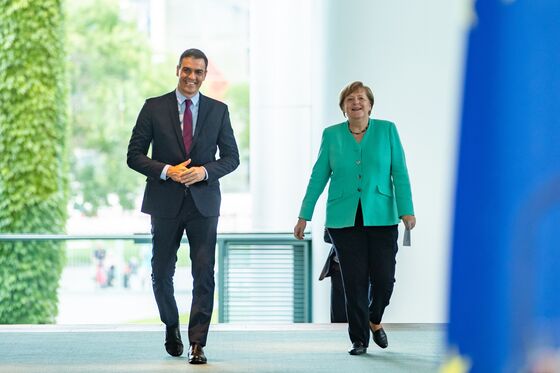 Merkel Heads Into EU Recovery Fund Talks Ready to Compromise