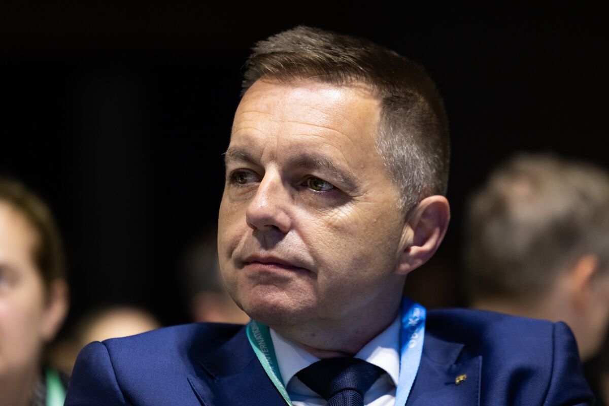 ECB’s Kazimir May Keep His Job Until After 2027 Slovak Election