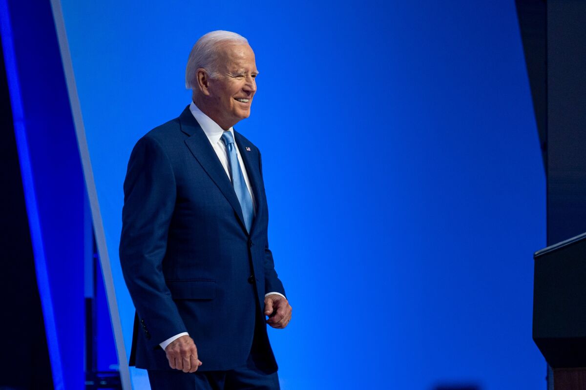 Biden Signs Bill Averting Shutdown, Teeing Up 2024 Budget Battle ...