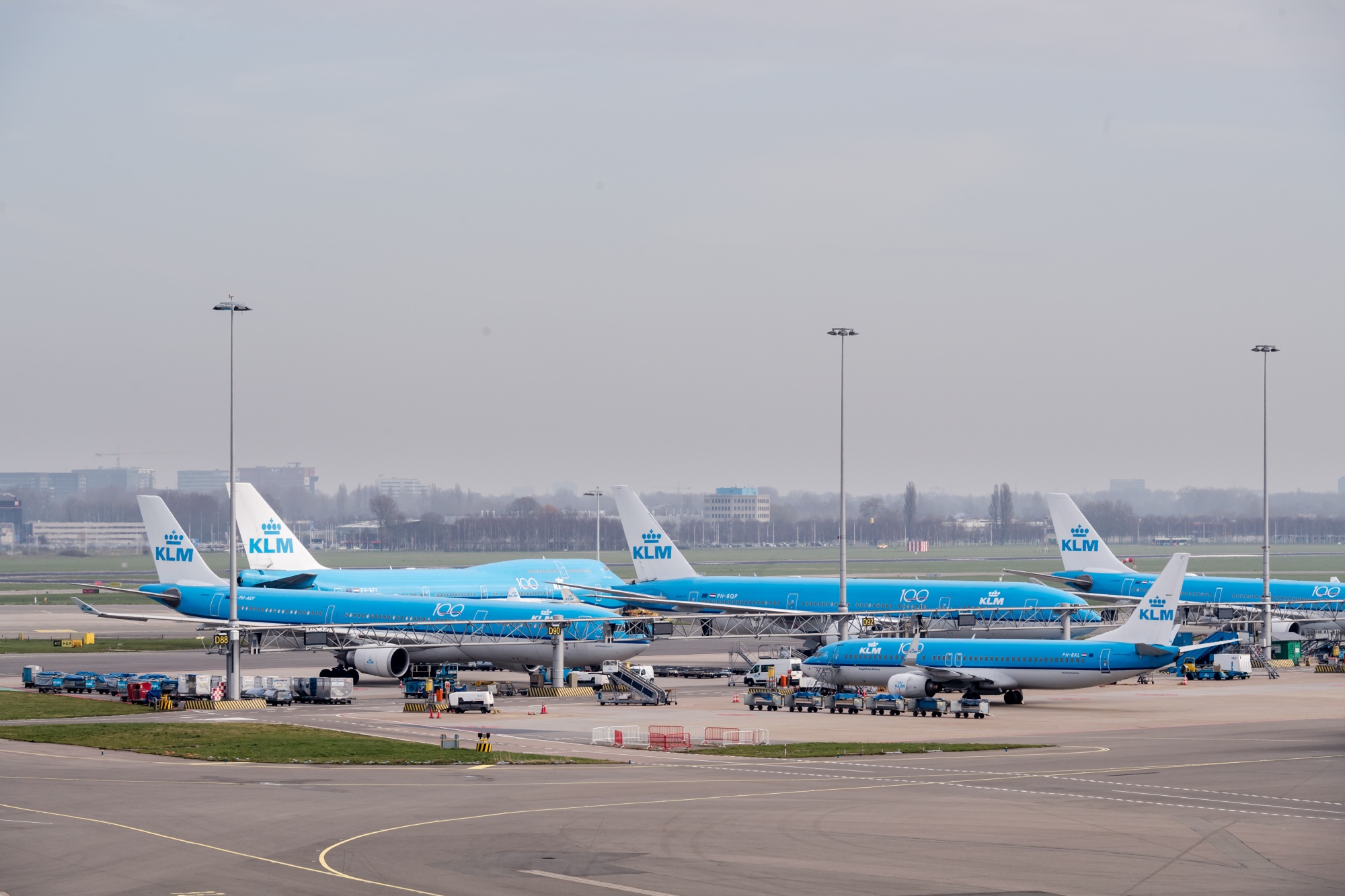 Schiphol Airport How the US enforces the EU flight ban