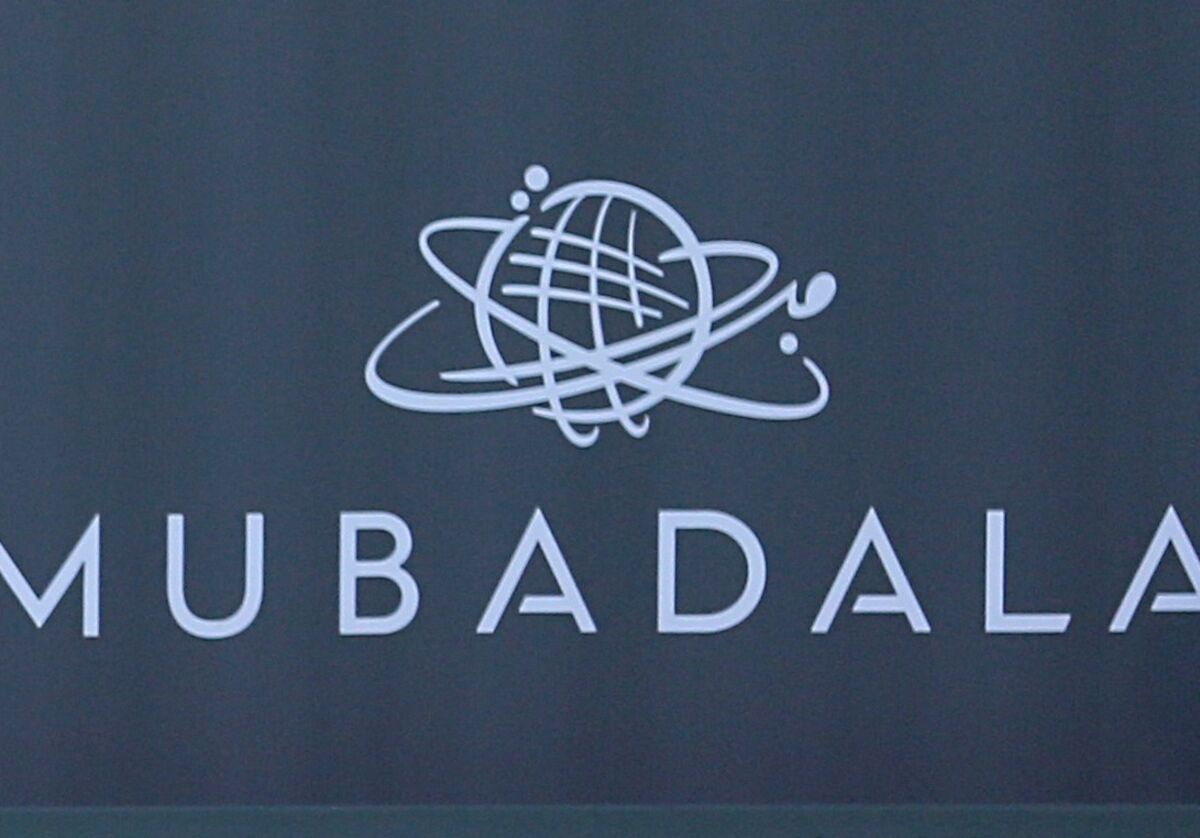 Mubadala, Qatar Fund Holding On to Russian Assets for Now ...