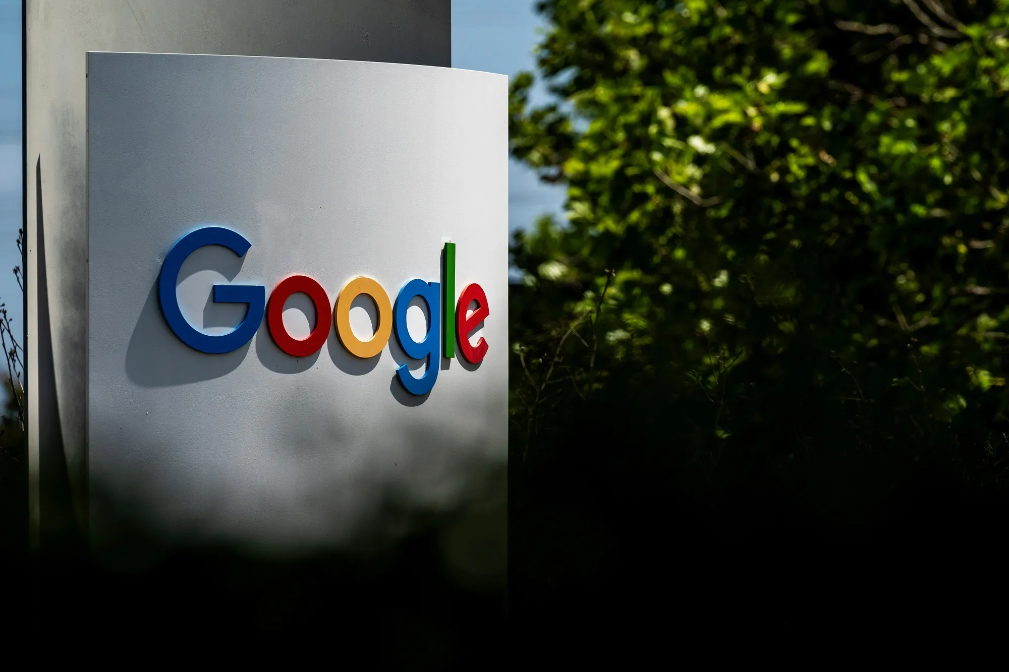Google raised debt much more cheaply in Europe.