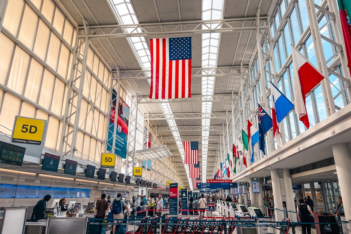 assets.bwbx.io image