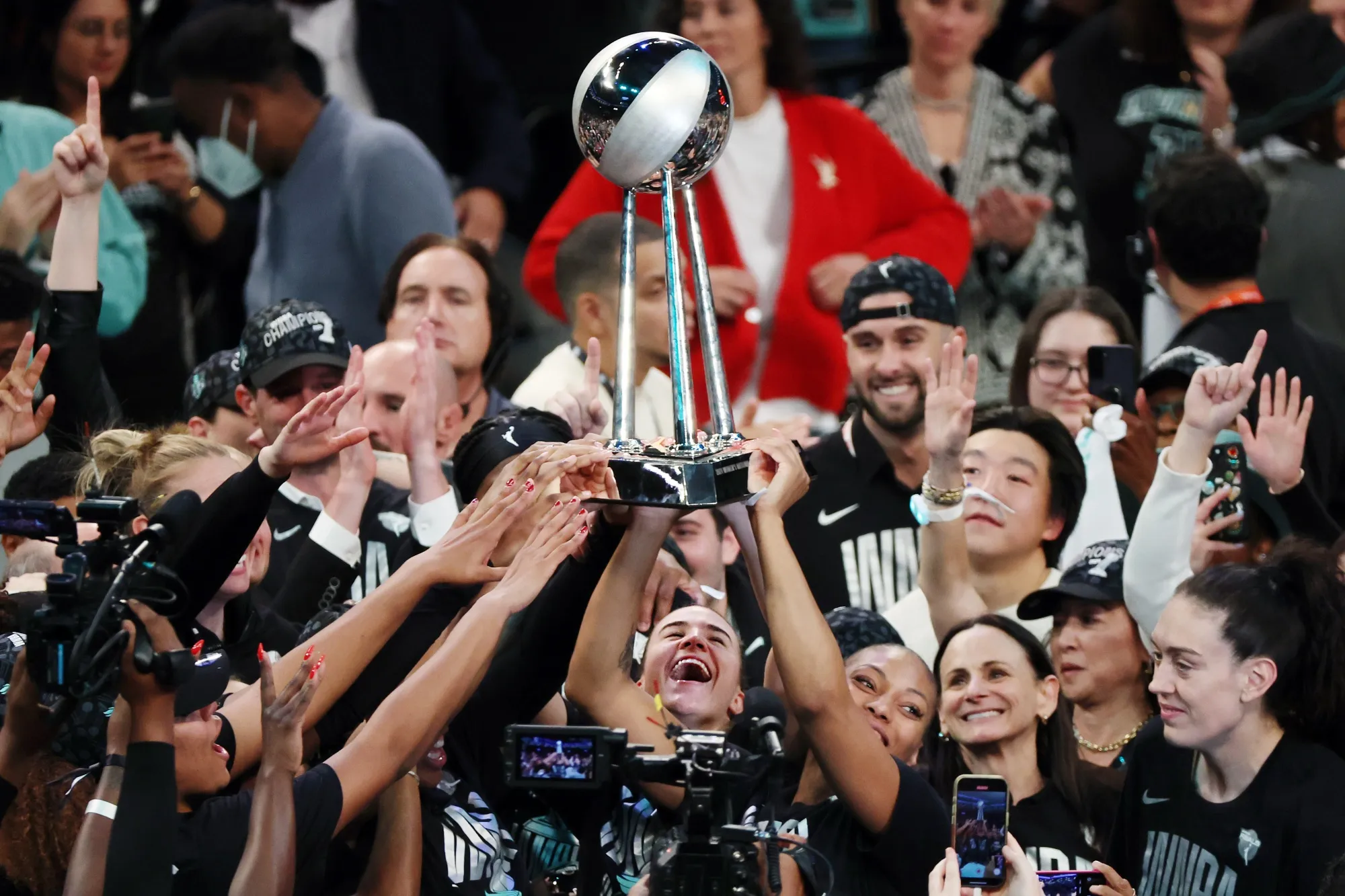 Brooklyn Nets × Champion No. 8, Cui Yongxi 崔永熙 Year 1.