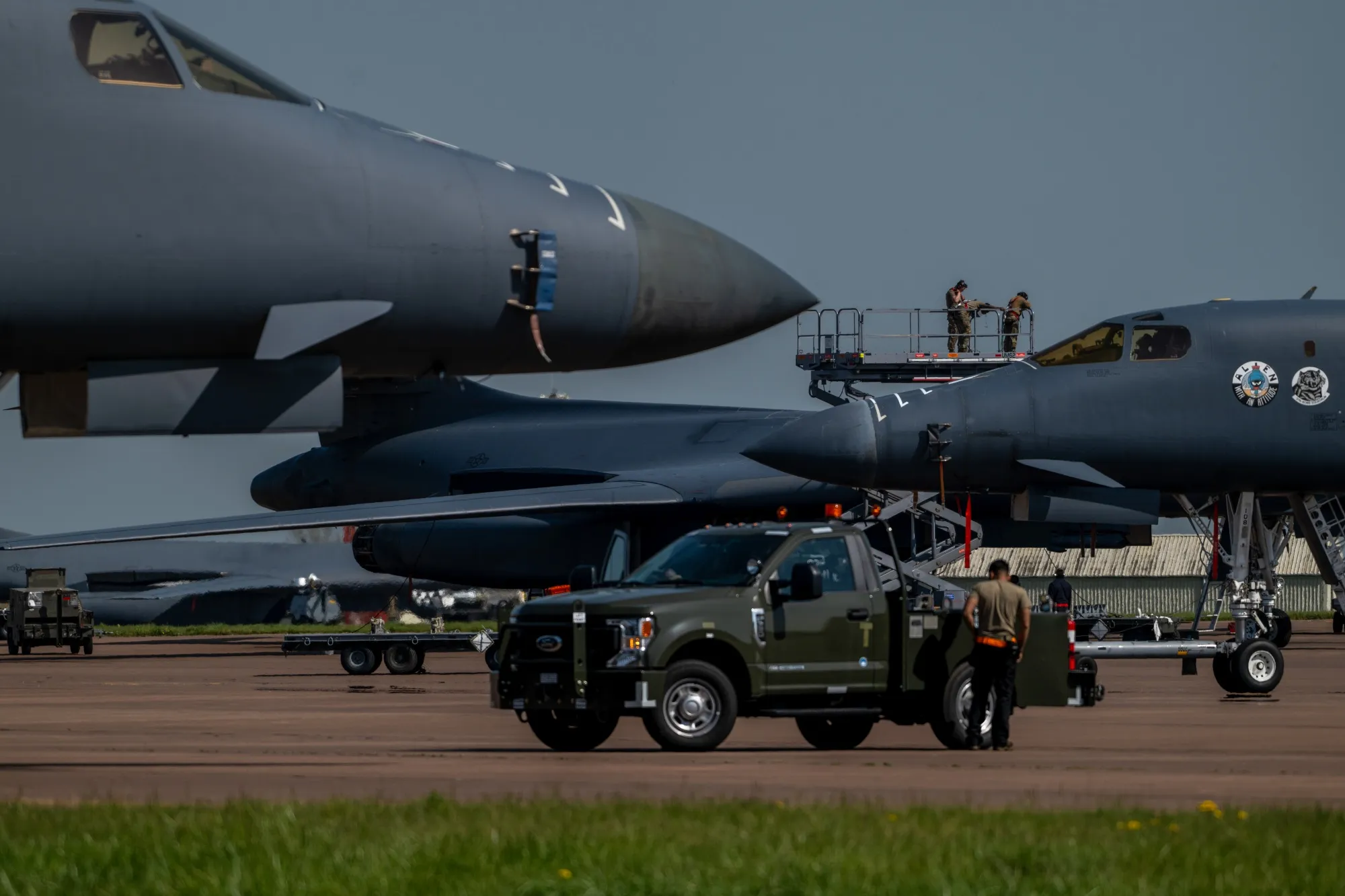 Burnham Approves Use of UK Bases for Some US Strikes on Iran - Bloomberg