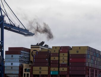 relates to Shipping’s Carbon Emissions: How Industry Aims to Reach Net Zero by 2050