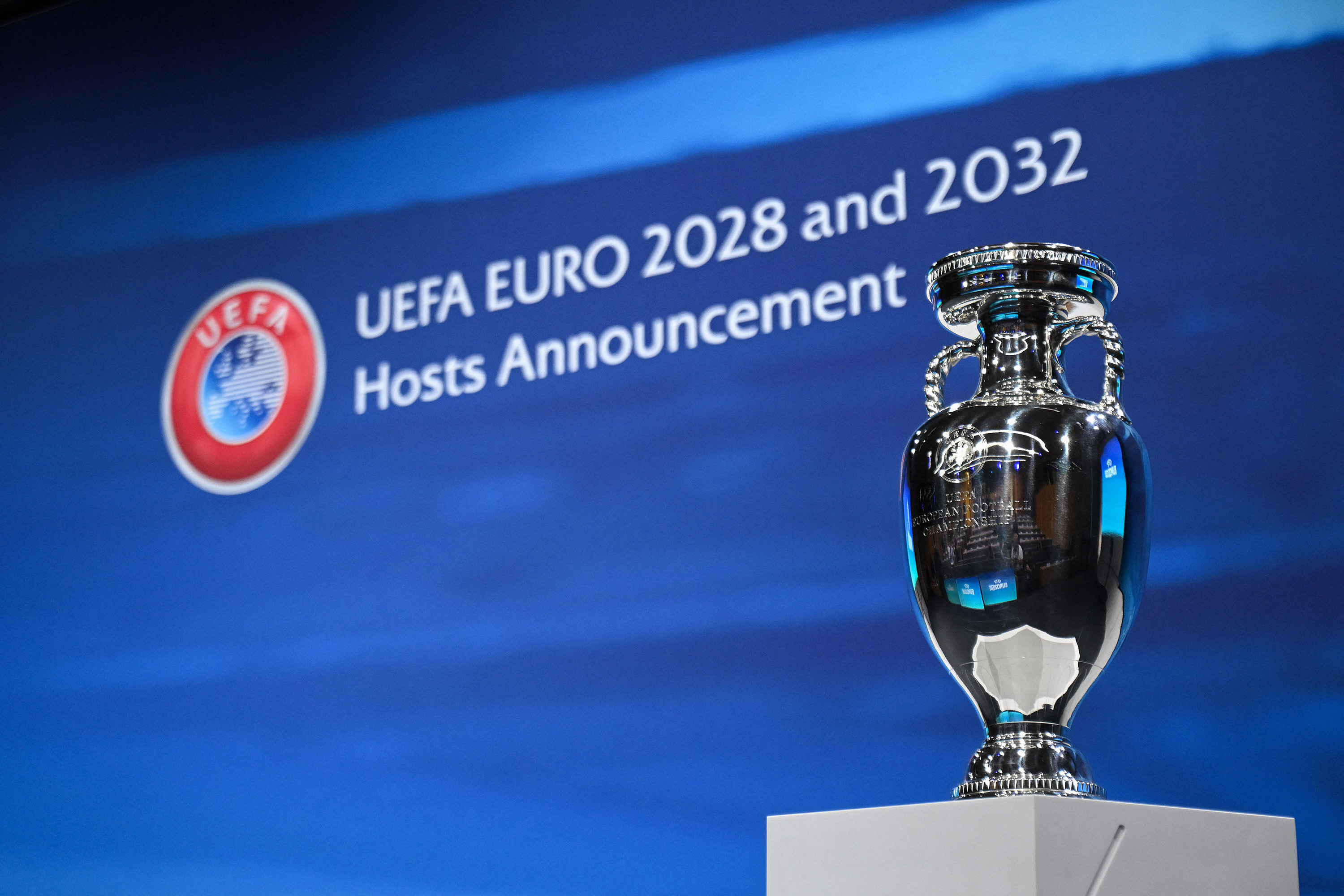 Euro 2028 to be Hosted by UK, Ireland Following Wembley 2021 Final ...