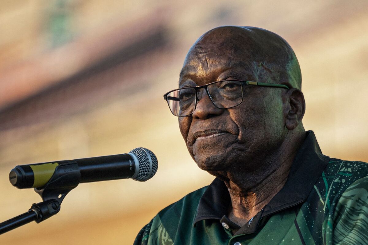 Former South Africa President Zuma Released from Hospital: eNCA